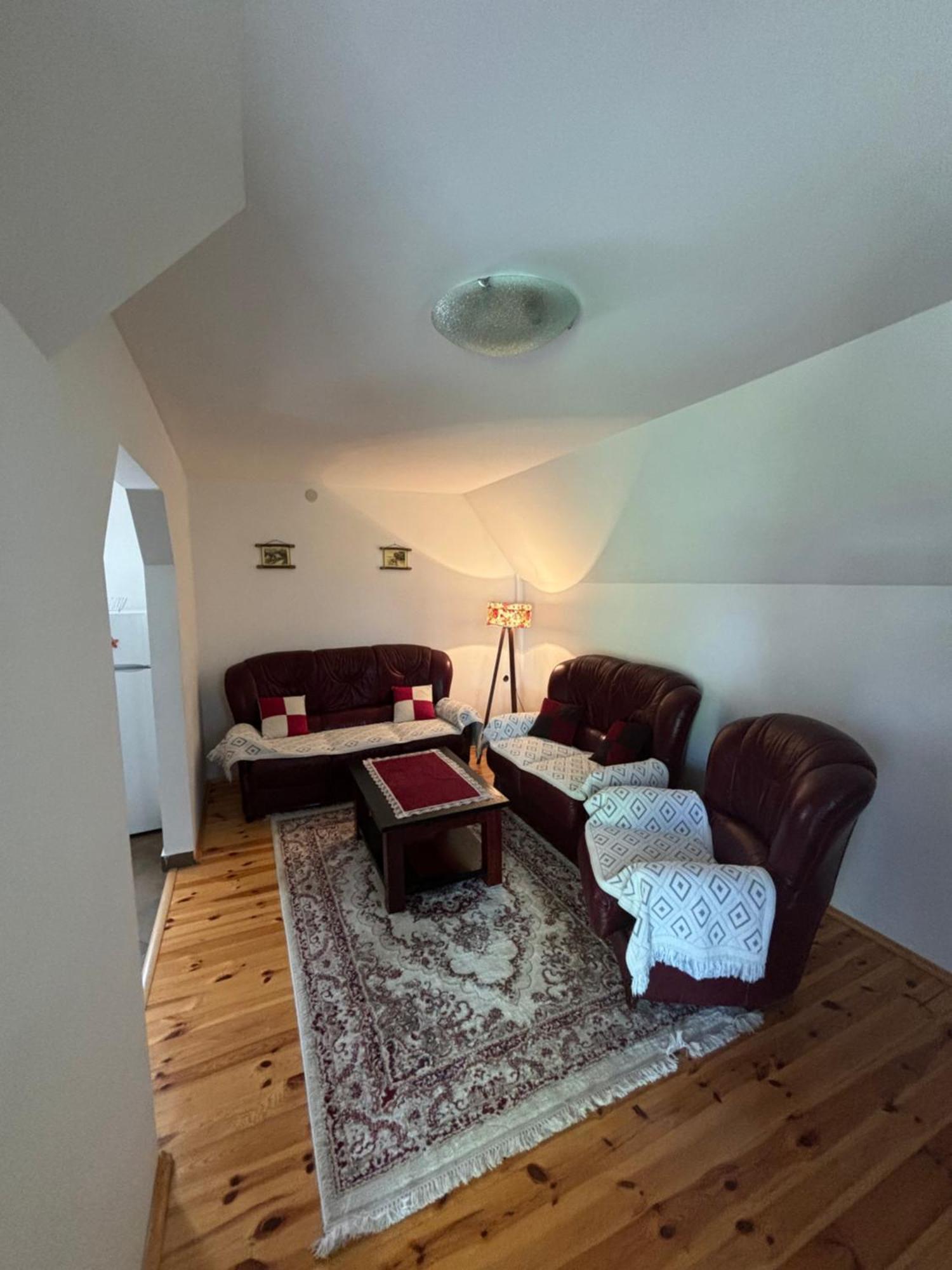 Holiday Home Ana Жабляк Экстерьер фото